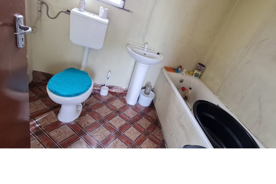 2 Bedroom Property for Sale in Delft Western Cape